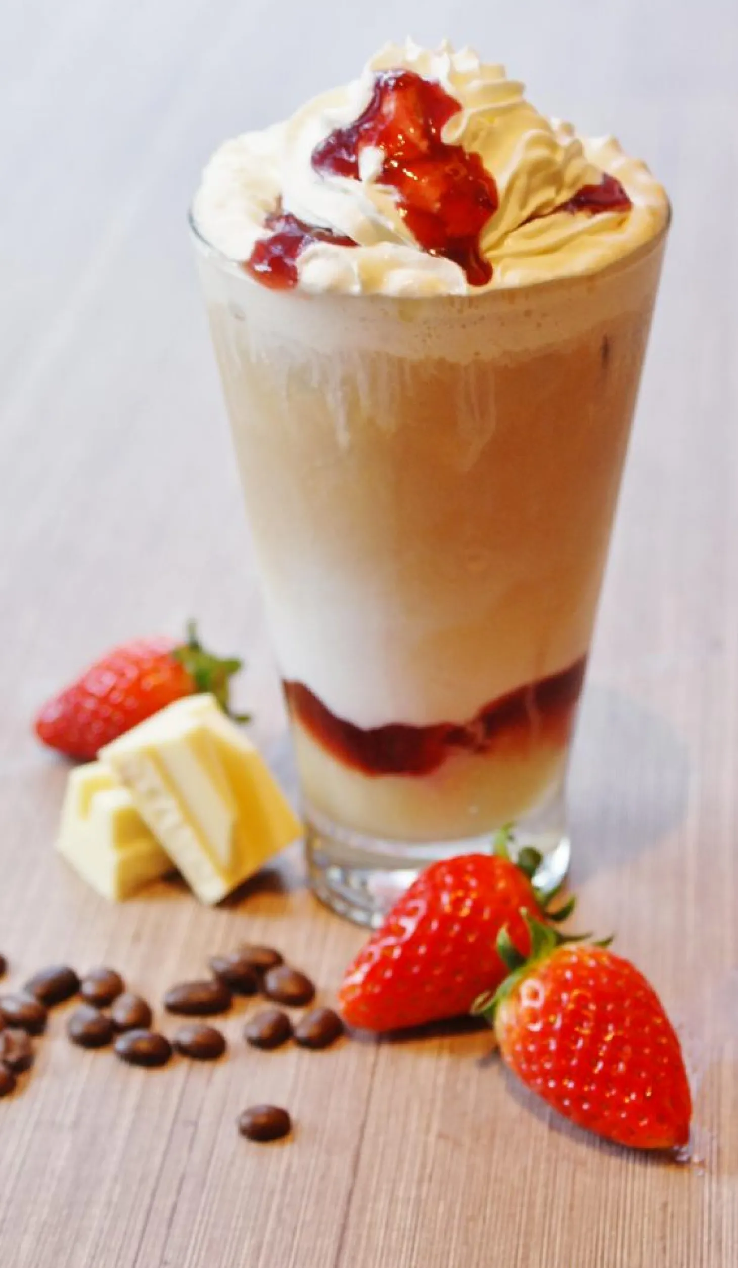 Flavored Syrups & Sauces>Ma Caféine Maison Routin 1883 | Strawberry Syrup - 1 Liter
